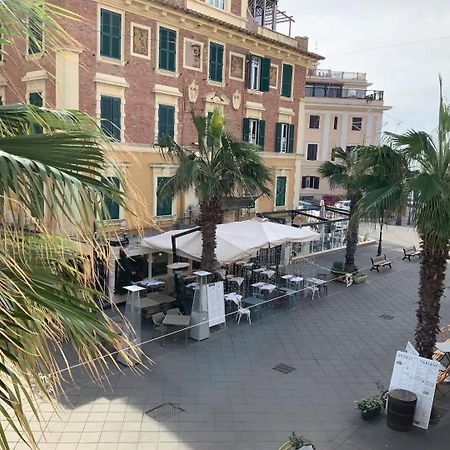 Rome, Beautiful Apartment In A Vintage Building Lido di Ostia Exterior foto