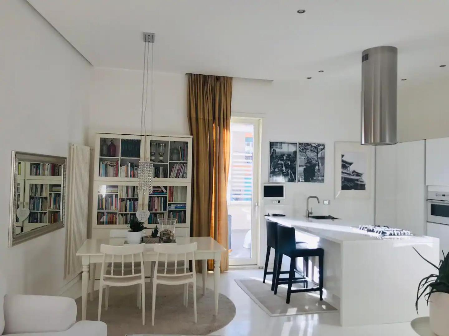 Rome, Beautiful Apartment In A Vintage Building Lido di Ostia Exterior foto