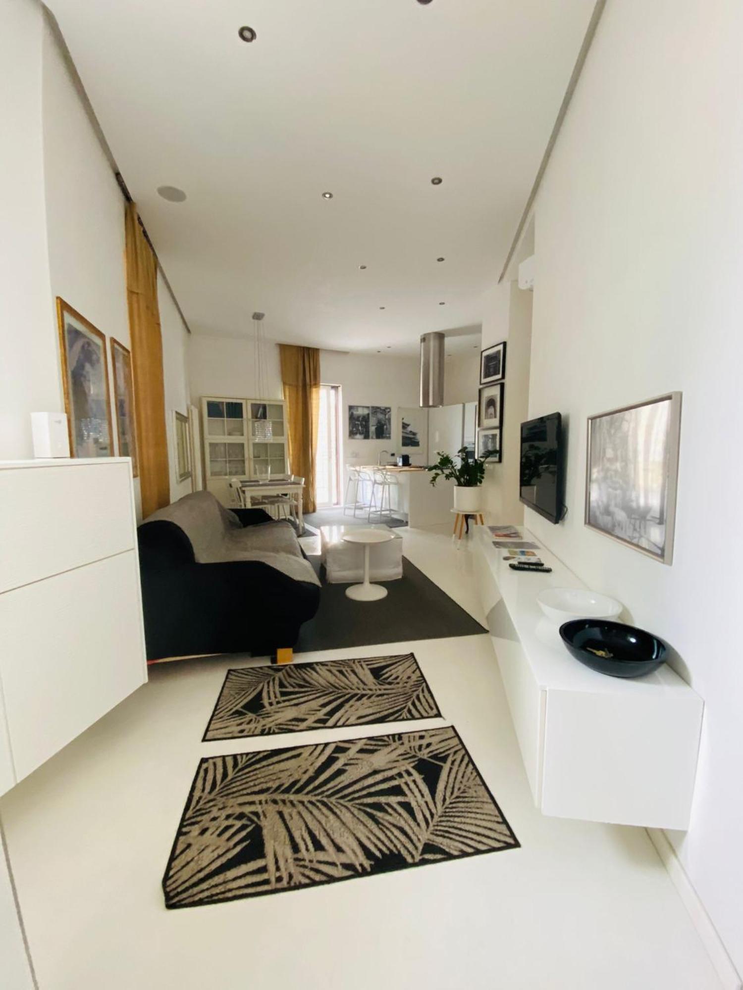 Rome, Beautiful Apartment In A Vintage Building Lido di Ostia Exterior foto
